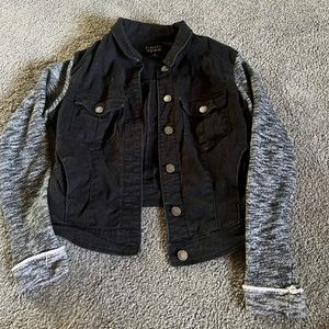 Crop top black denim jacket